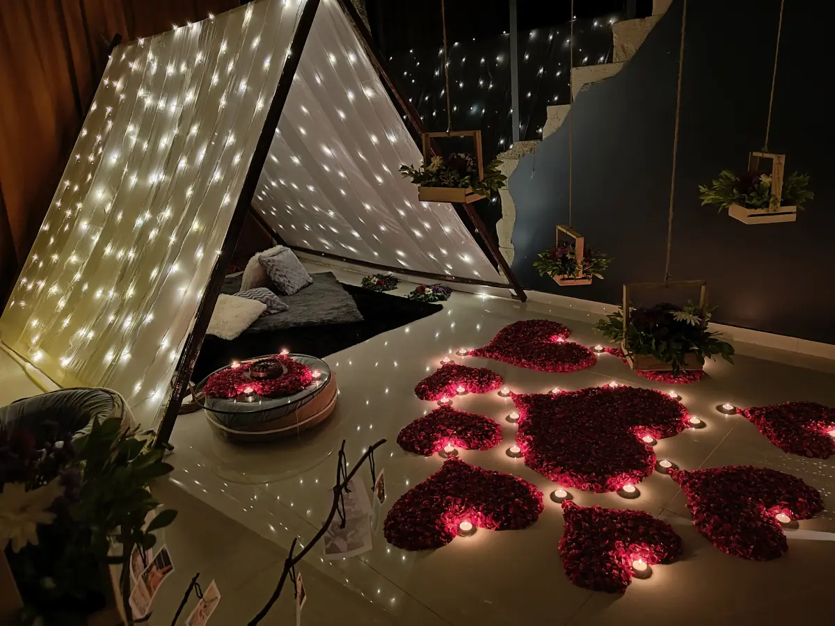 Tent of Romance - Romantic celebration package Surat